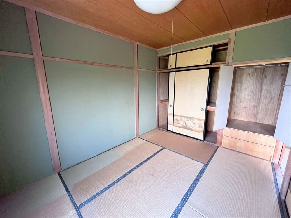 【2F和室】ぬくもりを感じられる和室でゆっくりとお寛ぎいただけます※2026年5月撮影
