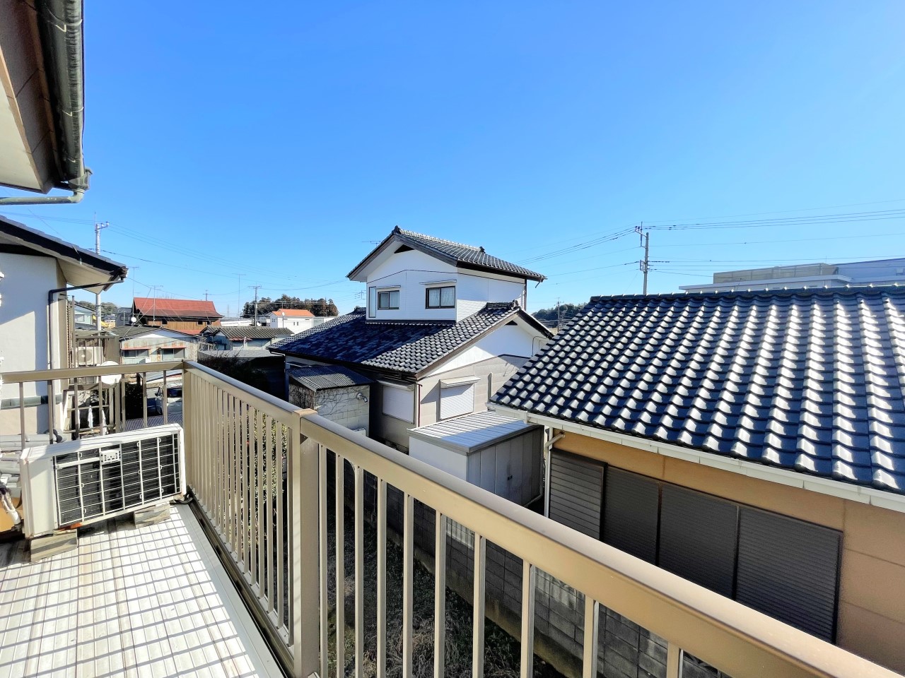 日当たり良好のバルコニー!お洗濯ものも良く乾きます♪ ※2026年4月撮影