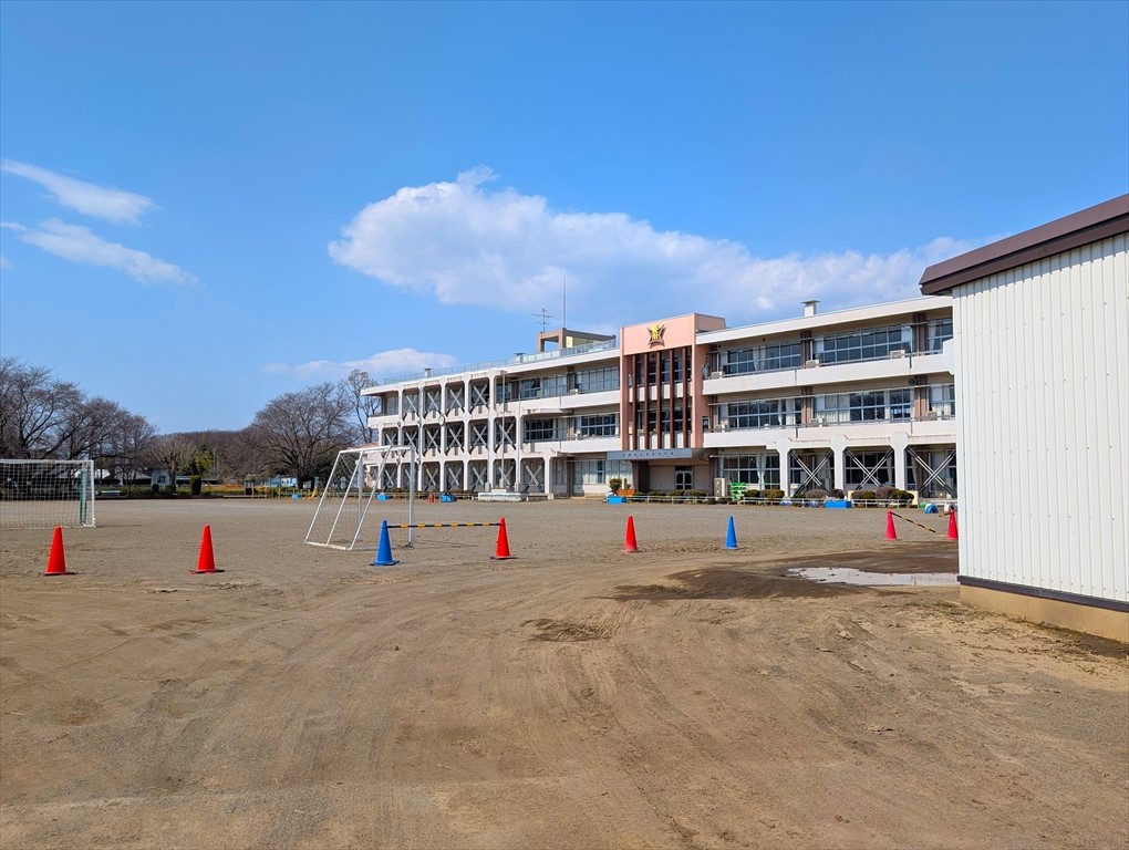 長田小学校(900m)-
