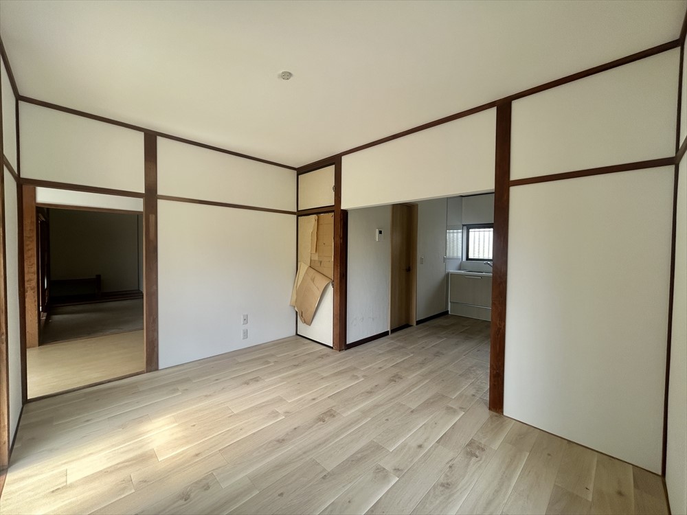 *. リビング .* ※リフォーム中