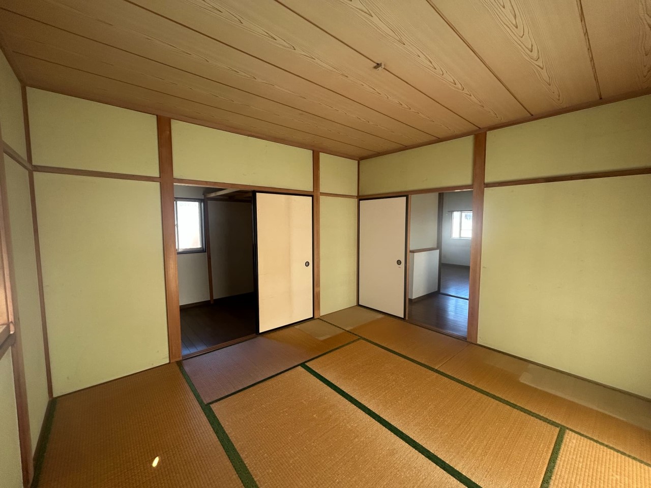 【和室】納戸がある2階の和室♪