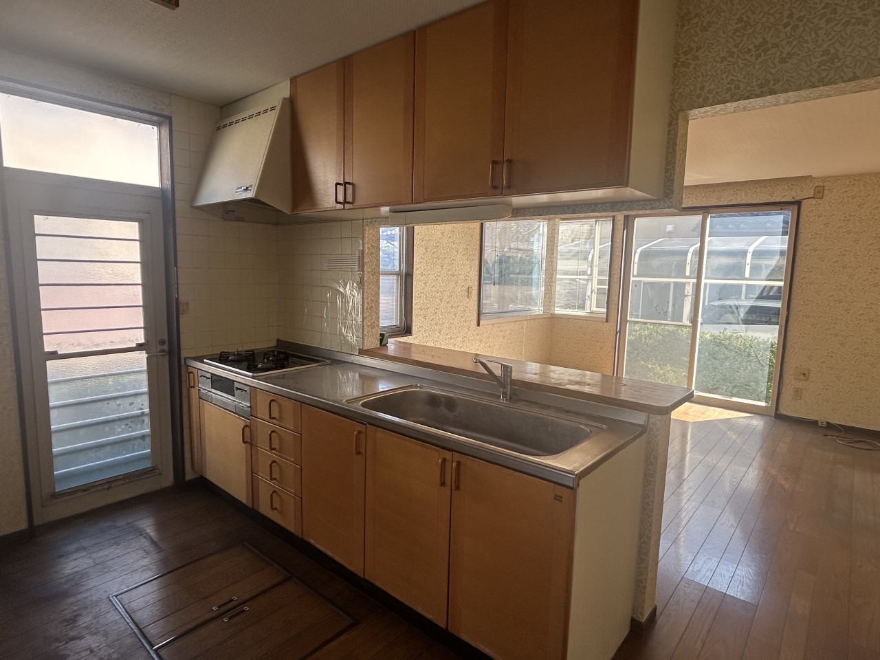 【キッチン】並んでお料理が出来る広さがあります♪