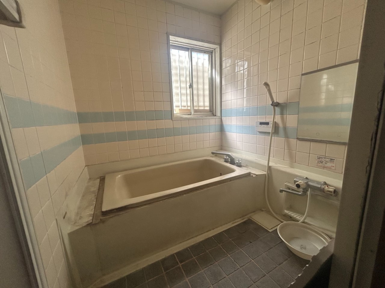 【浴室】親子で入れる大きさです♪