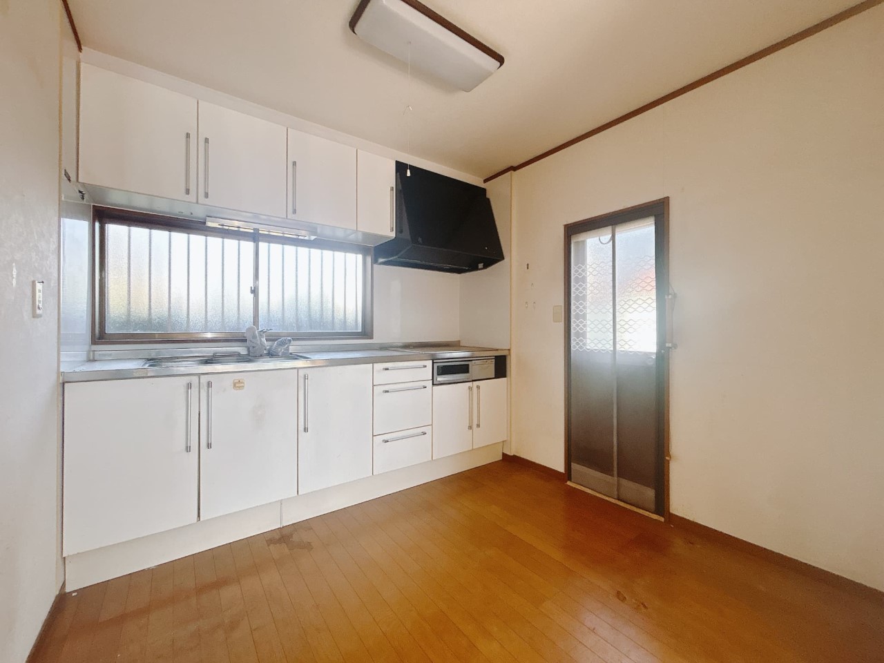 【キッチン】広々しているので、並んでお料理ができます♪