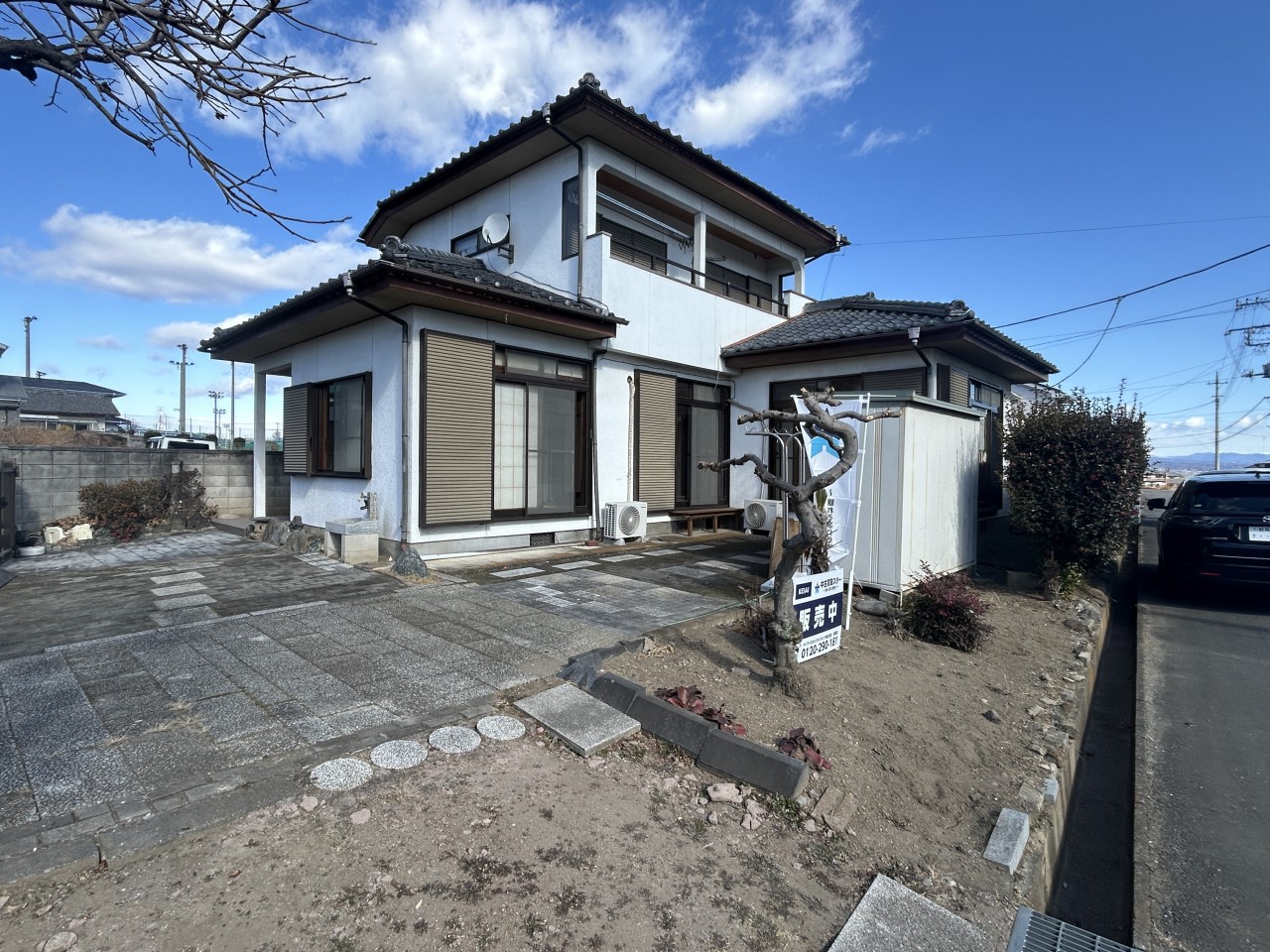 【外観】お庭で家庭菜園をすることもできます♪