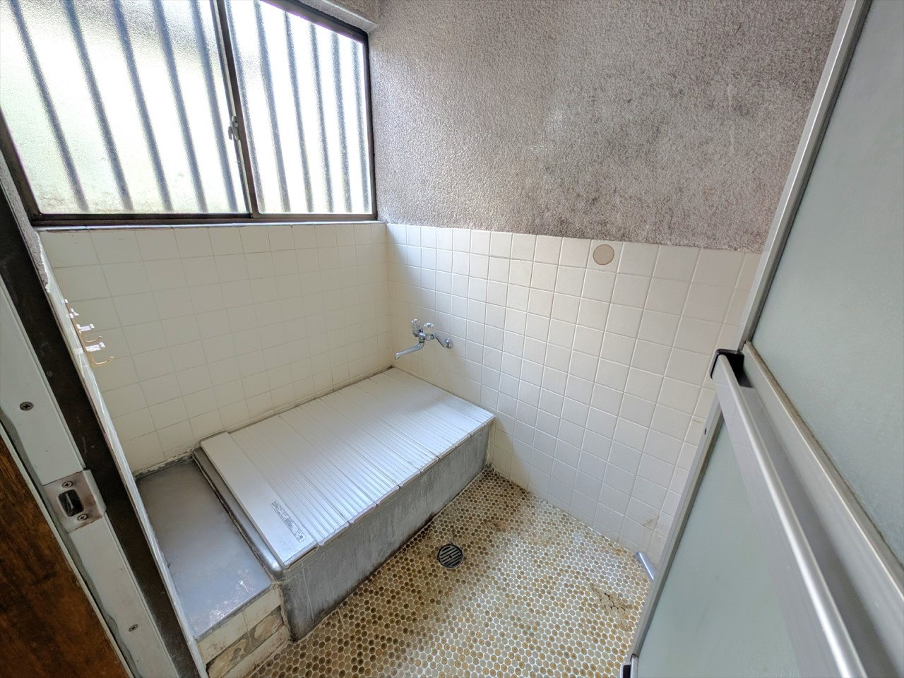 水回りは綺麗にリフォームします♪※リフォーム前の写真です。(2025.10月撮影)