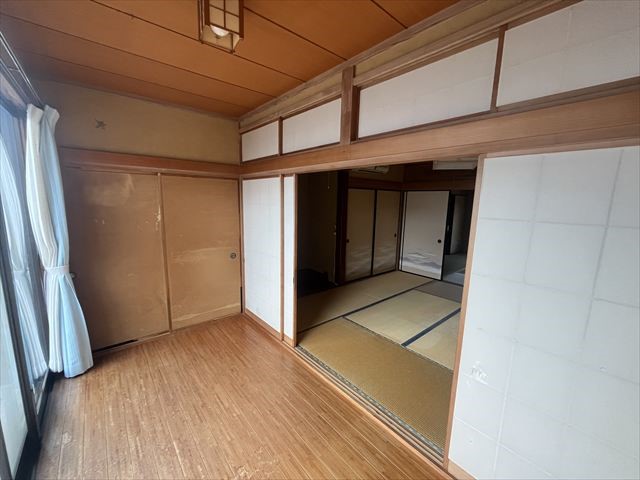 【8帖和室縁側】南向きの日当たりの良い縁側です♪※2026年2月撮影