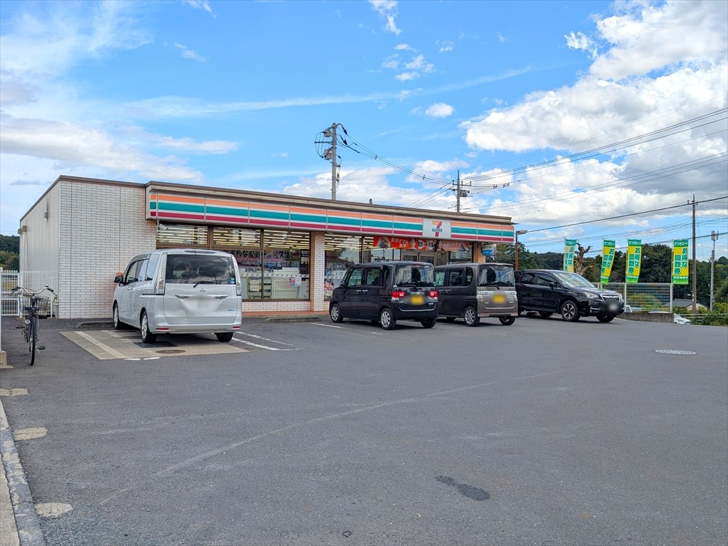 セブンイレブン宇都宮上欠町店(550m)-