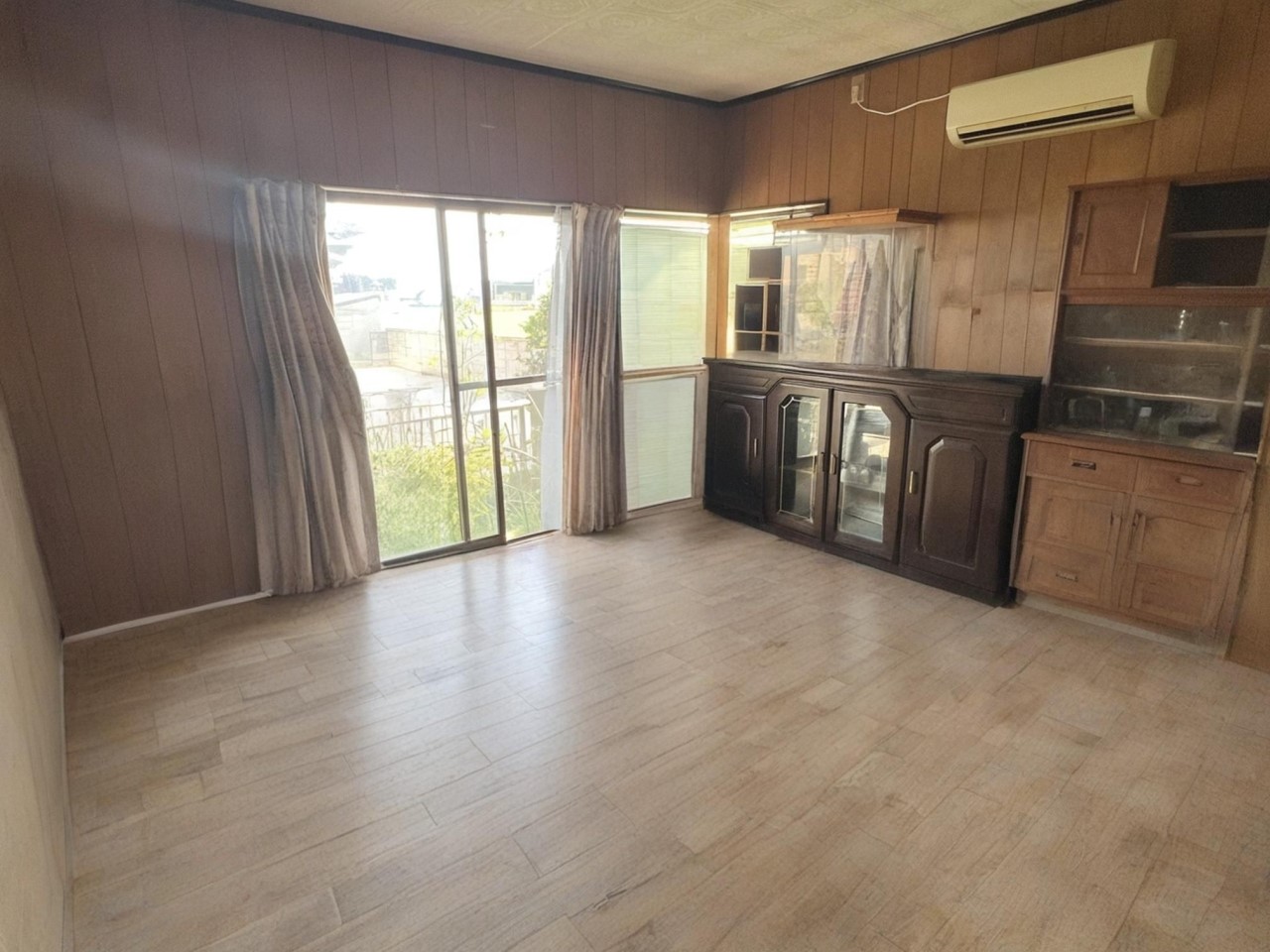 ※現況販売となります。2025年10月撮影 ※本画像は家具をCGで消した画像であり、現況とは異なる可能性があります。