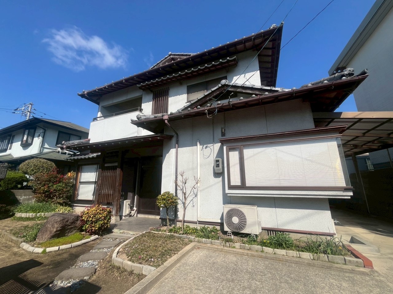 【外観】※現況販売となります。(2026年3月撮影)重厚感のある外観デザインです♪