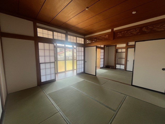 【和室】続き間の和室はお昼寝や家事スペースとしても大活躍!