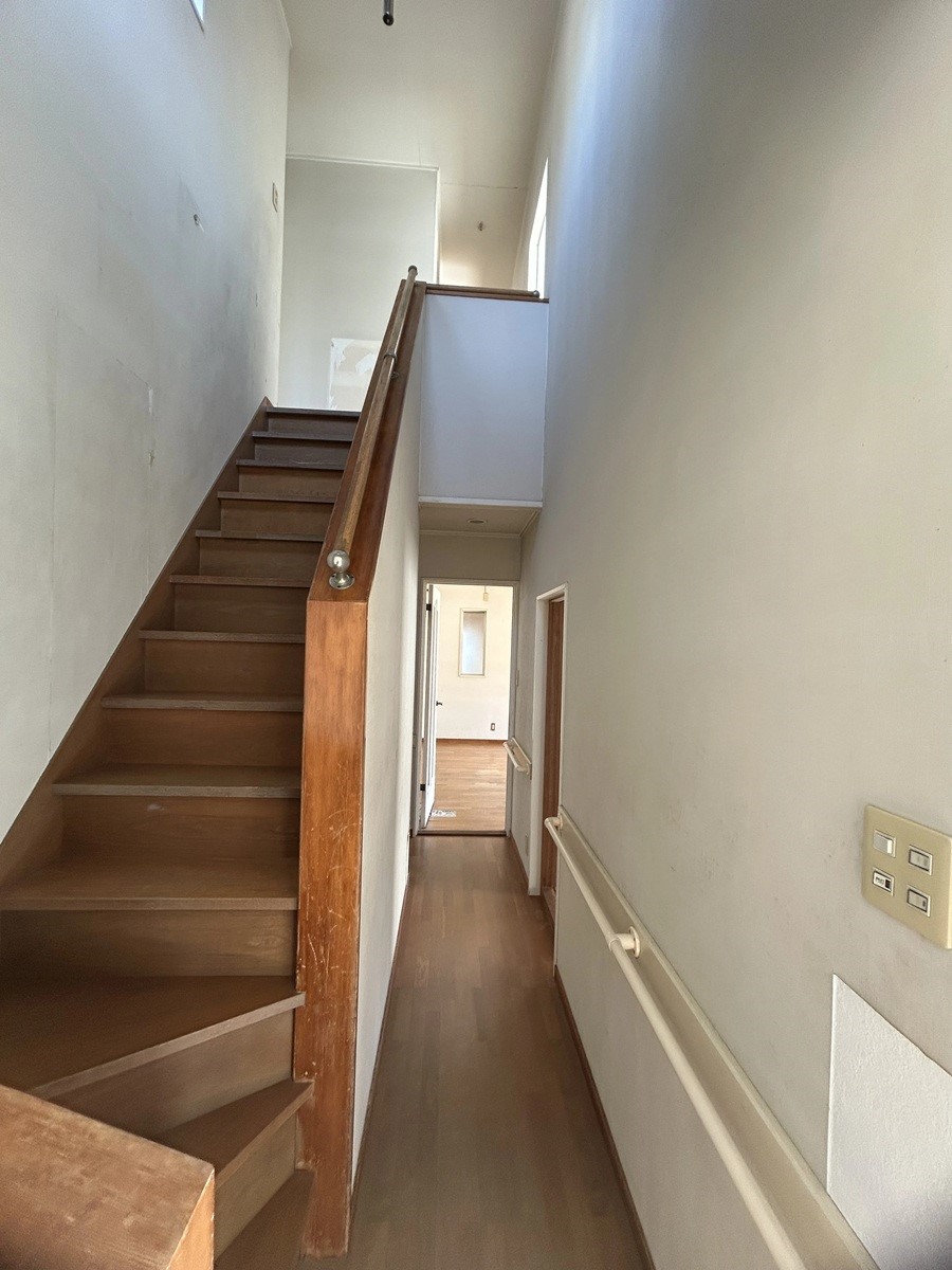 【階段】※現況販売となります。(2026年1月撮影)