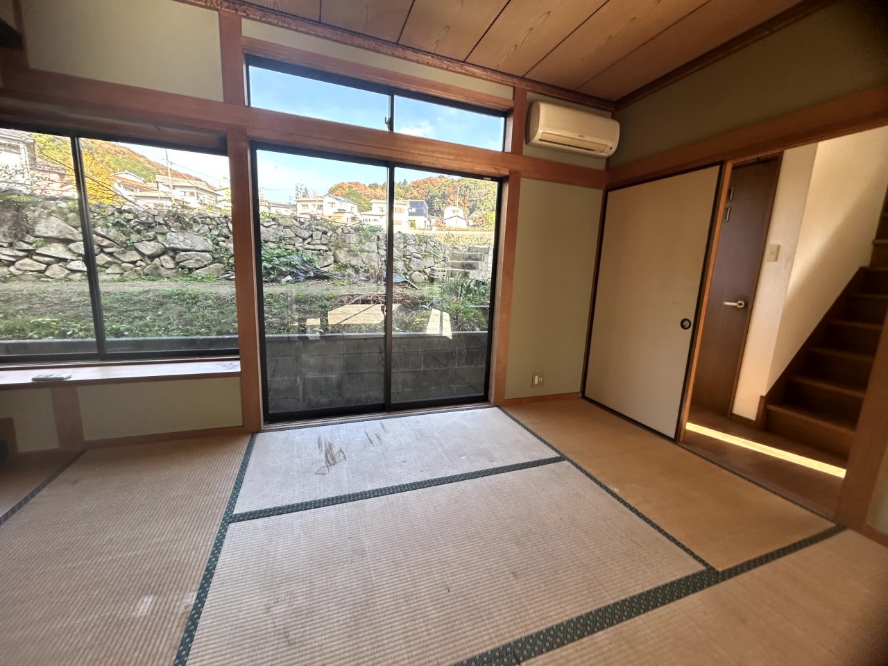 【1F和室】※リフォーム前の写真です。(2026年3月撮影)陽当りの良い和室♪