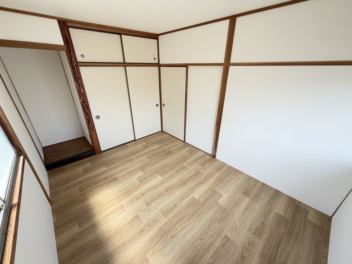 【2F洋室】全居室収納付きでお部屋を広く使えます!※リフォーム後の写真です※2026年5月撮影