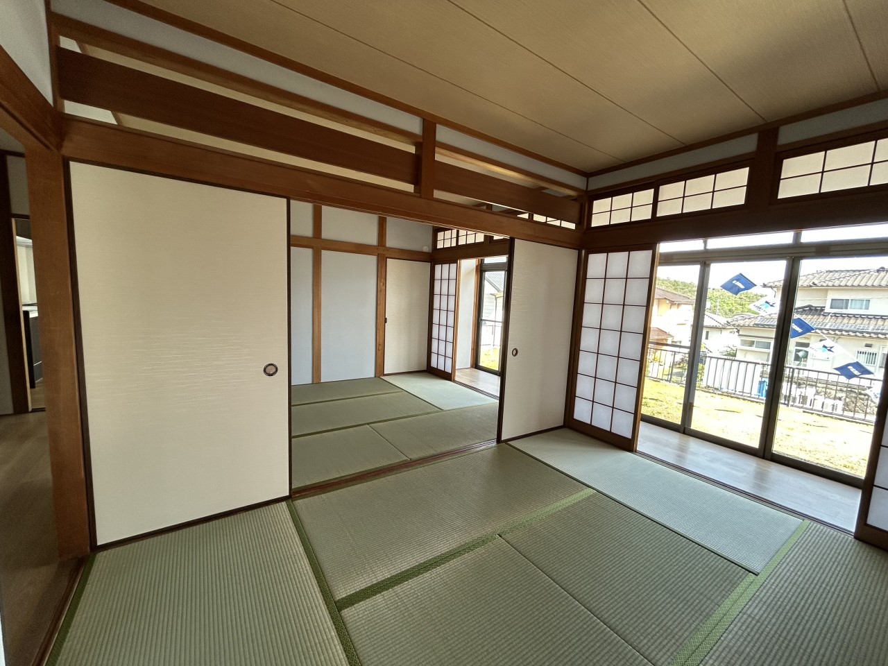 【1F和室】広々とした和室はお昼寝するのに最適♪※リフォーム後の写真※2026年4月撮影