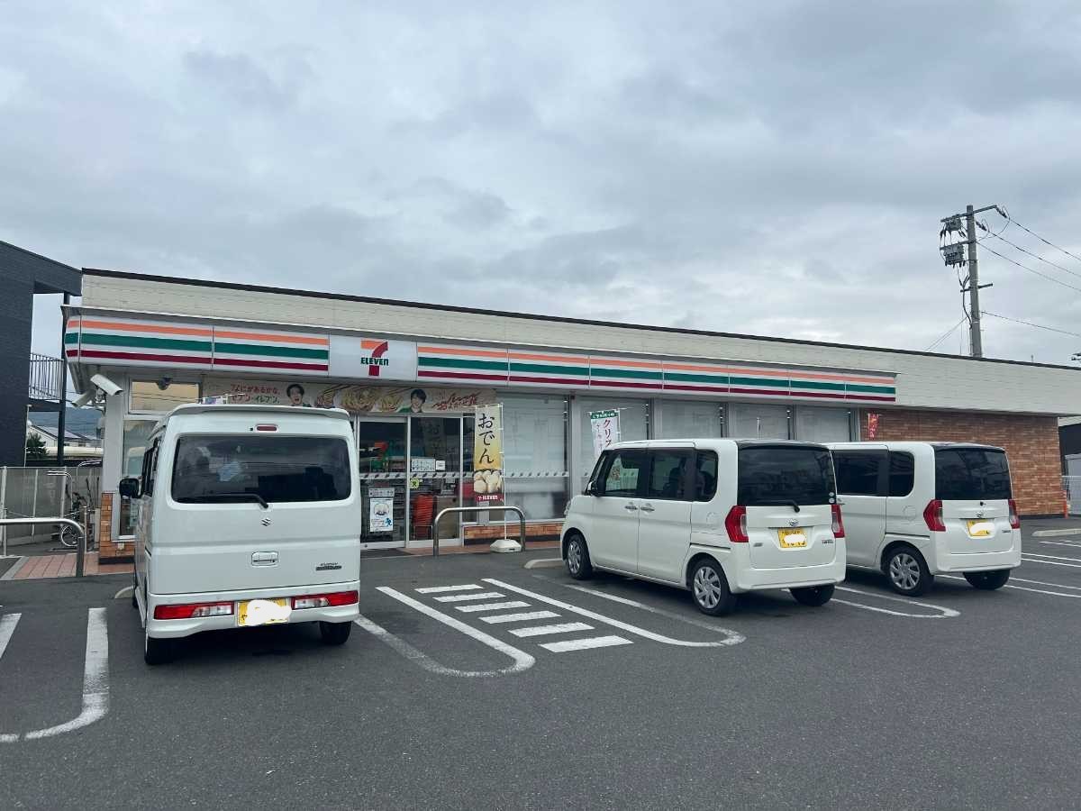 セブンイレブン東岡山店(600m)-