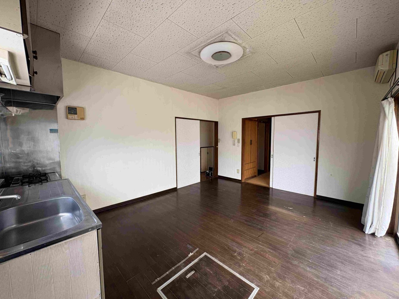 【リビング】優しい光が入ってきます♪