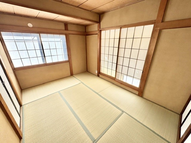 ◆2階和室(リフォーム後)|ぬくもりを感じられる和室でゆっくりとお寛ぎいただけます♪