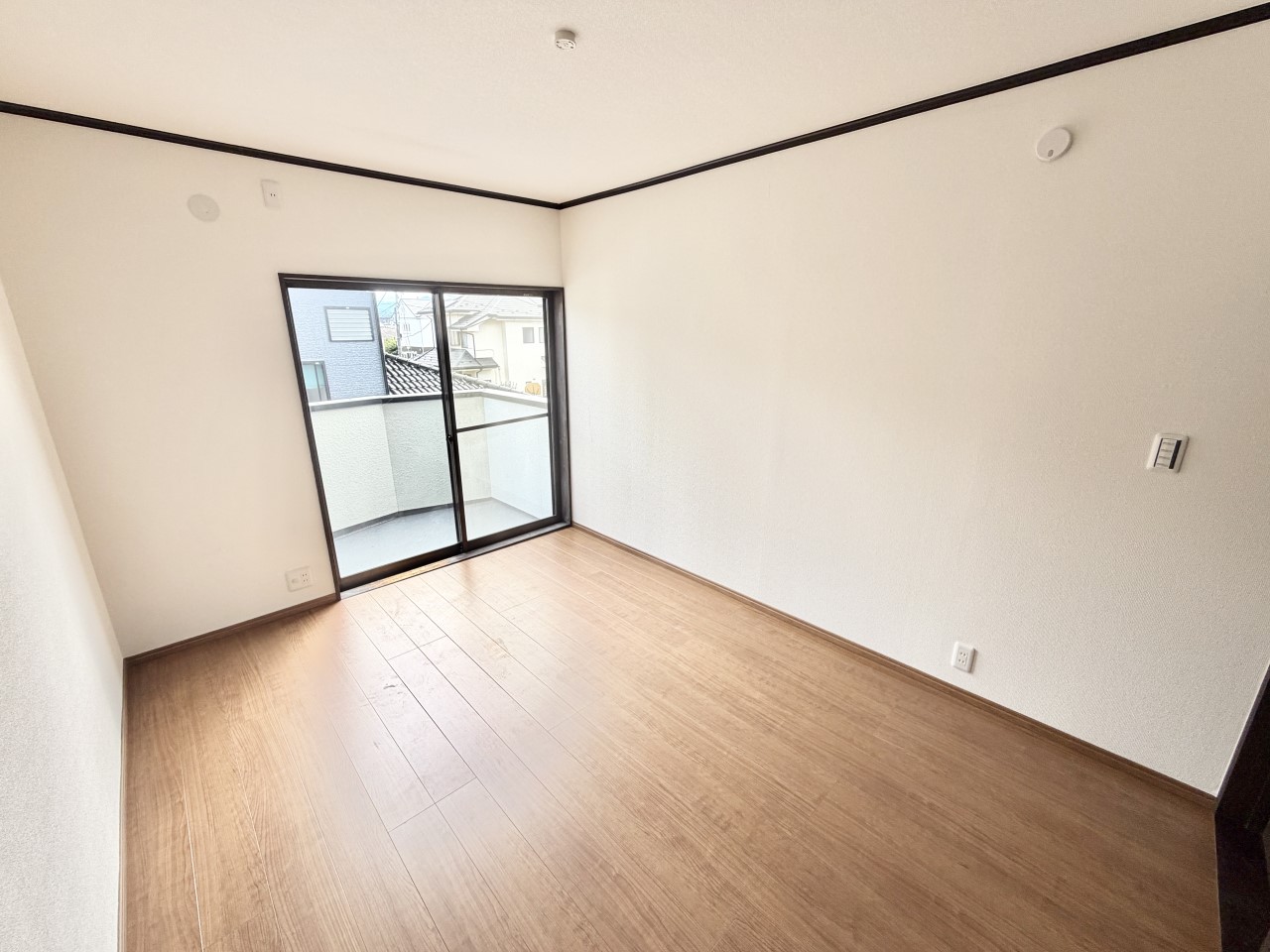 ◆2階洋室(リフォーム後)|子供部屋や趣味のお部屋として使いやすい洋室です。