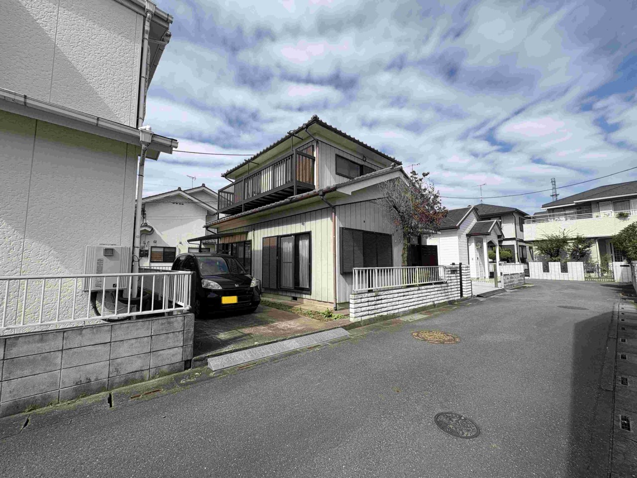 東道路なので朝日が入りやすいです♪