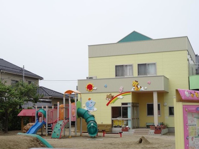 にじいろ保育園(571m)-