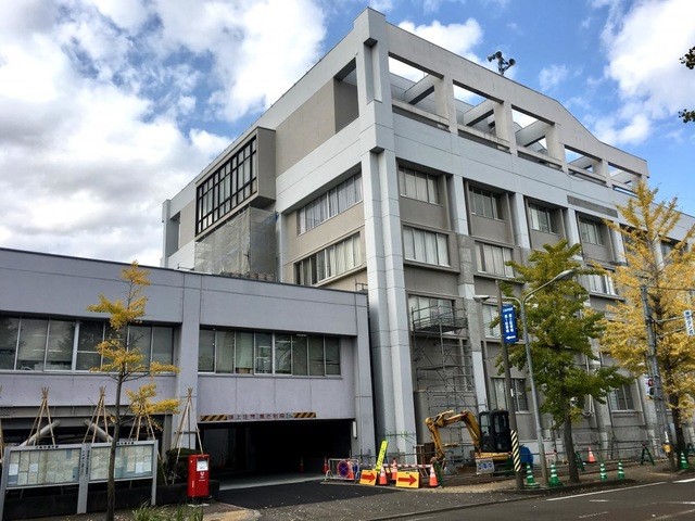 三条市役所(574m)-