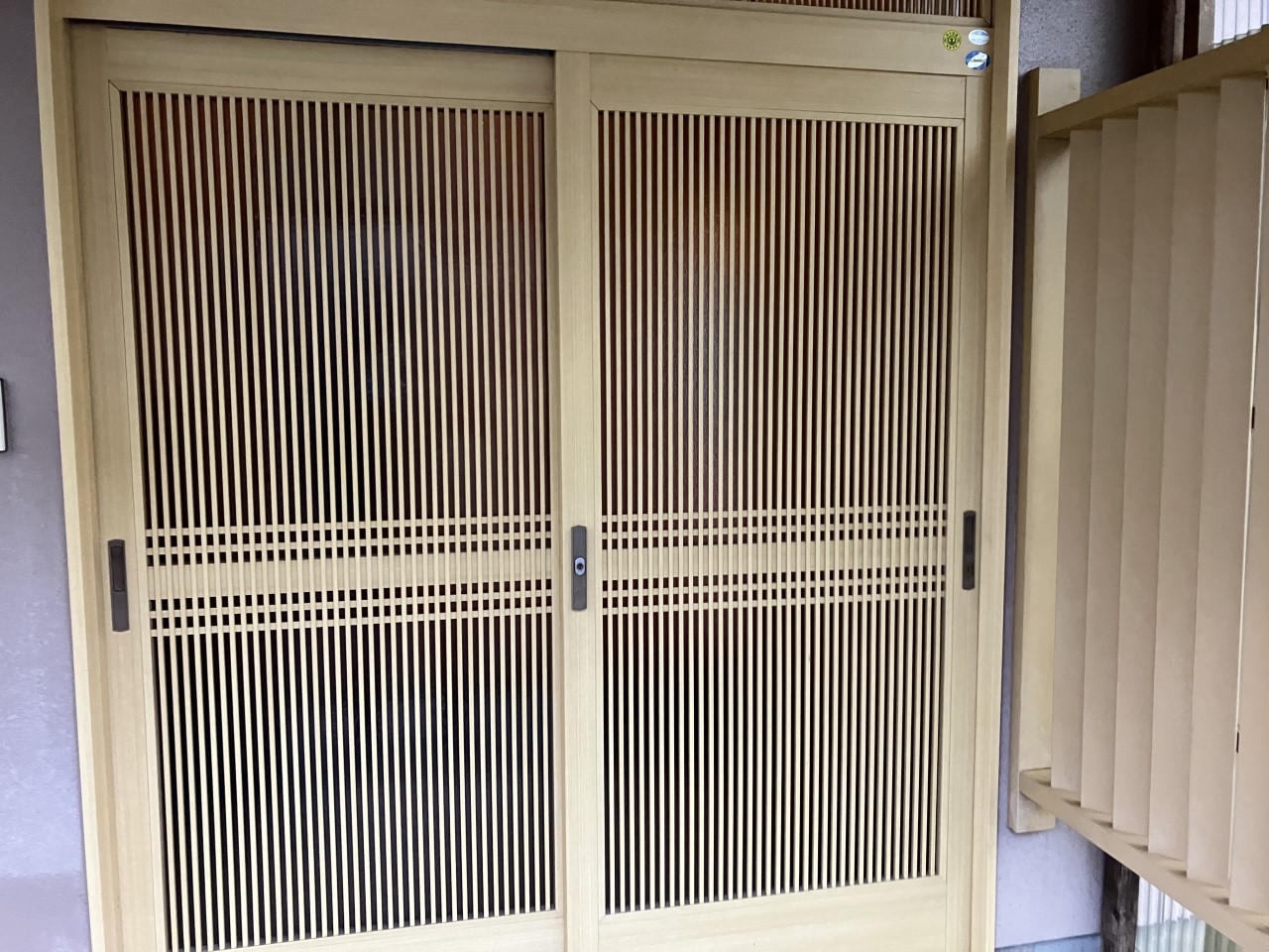 ◆外観|温もりのある玄関スペース