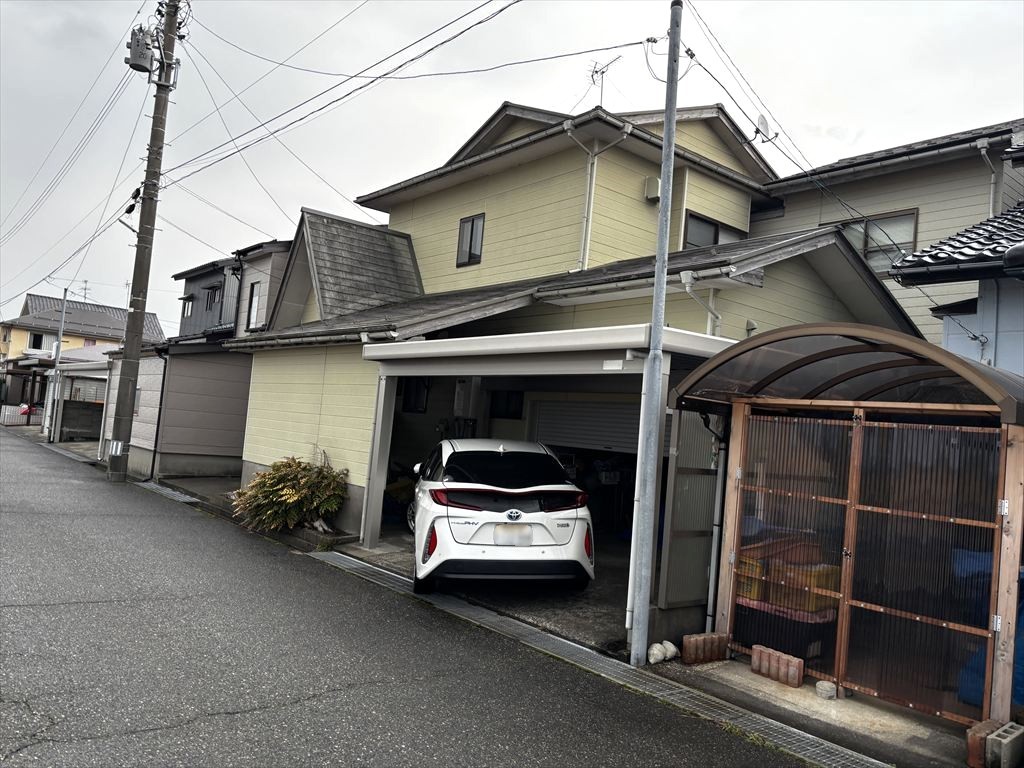 ◆外観|敷地内駐車2台分可能◎