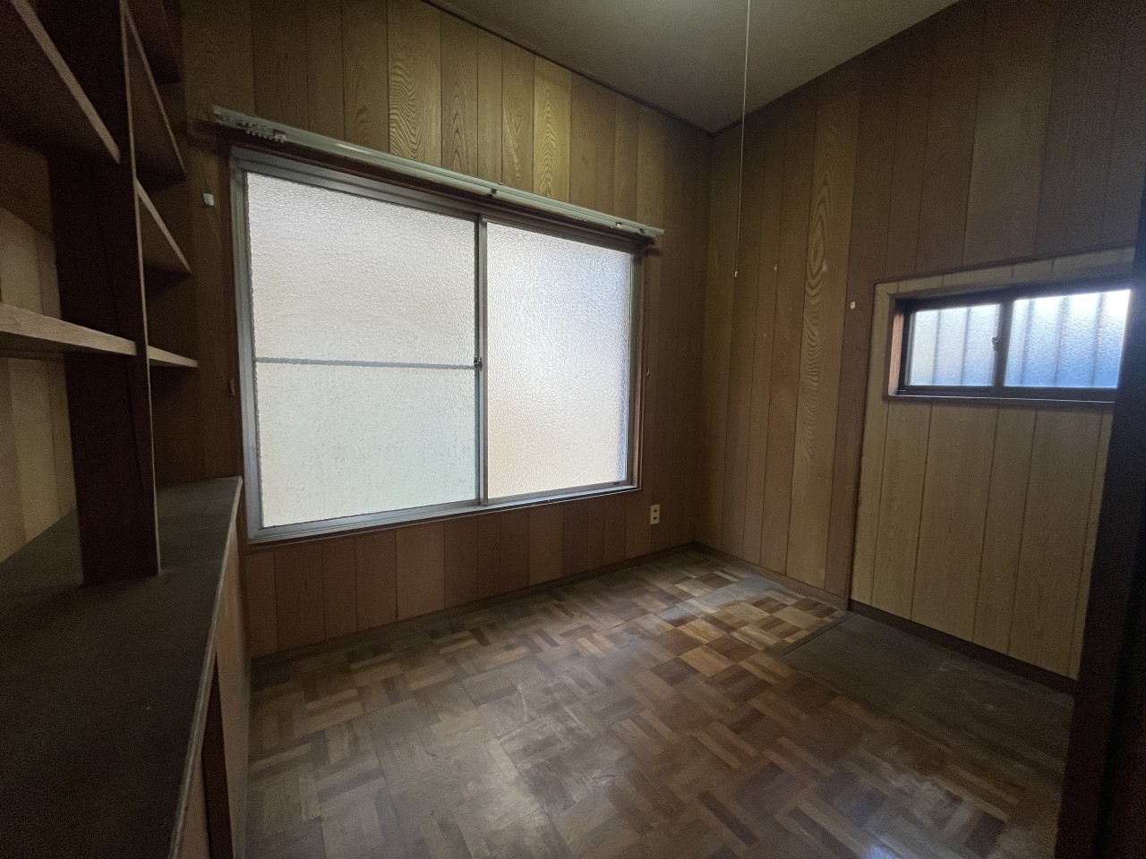 【納戸】※現況販売となります。(2026年3月撮影)大きな納戸には普段使わないものも沢山しまっておけます♪