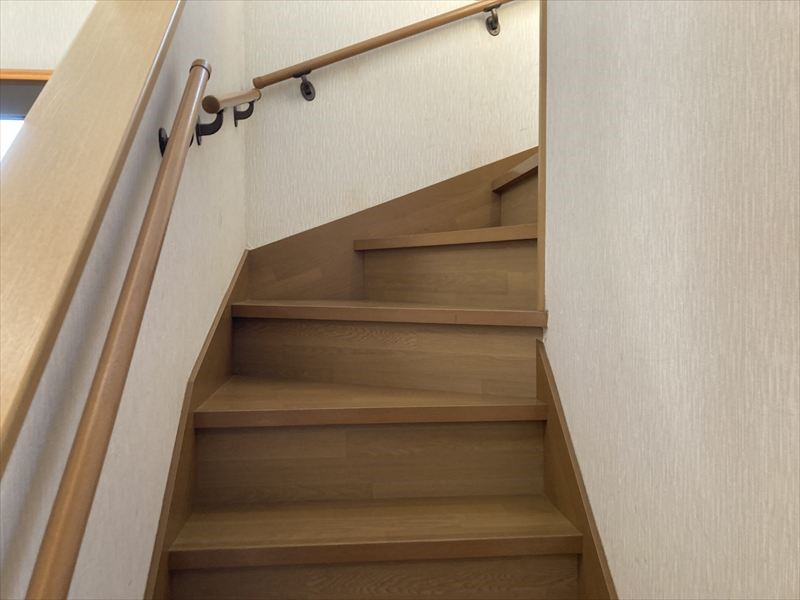 【階段】※現況販売となります。(2026年6月撮影)