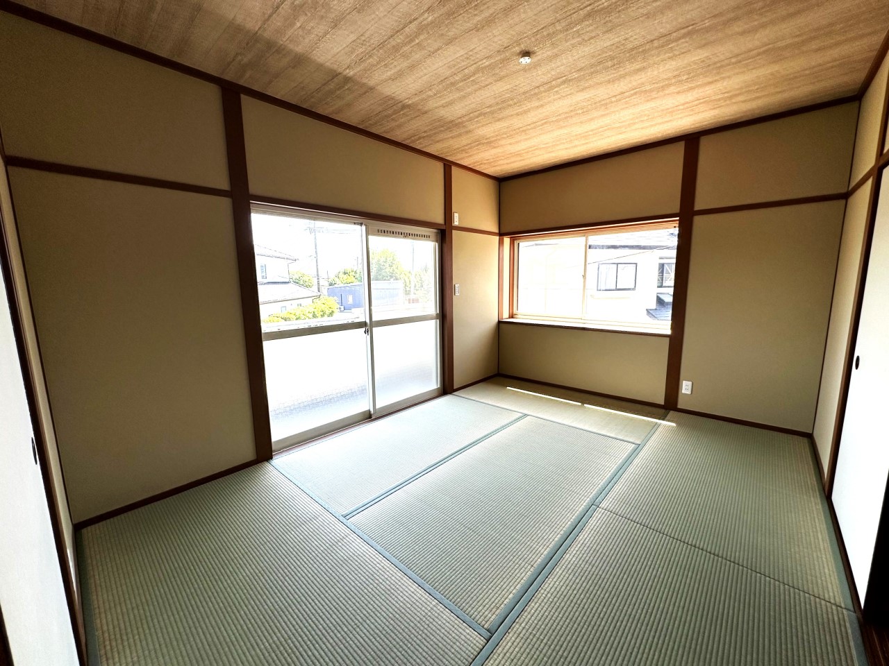 【2F和室7.3帖】壁天井クロス張替、畳は表替えしました(2026年5月撮影)※リフォーム後写真