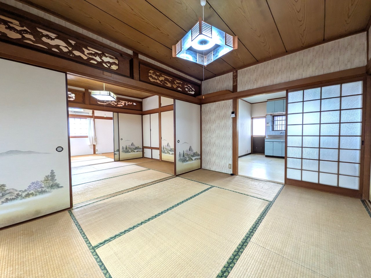 【6帖東側和室】DKとつなげてリビングとして使ってもいいですね♪(2026年2月撮影)