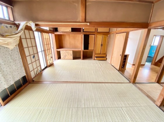 ◆和室6帖|隣接する和室の扉を開ける事で、より開放的な空間になります♪