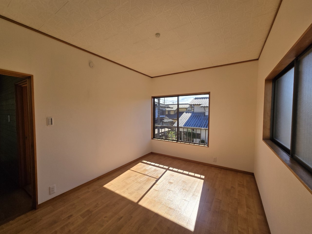 ◆2階洋室4.5帖(リフォーム後)