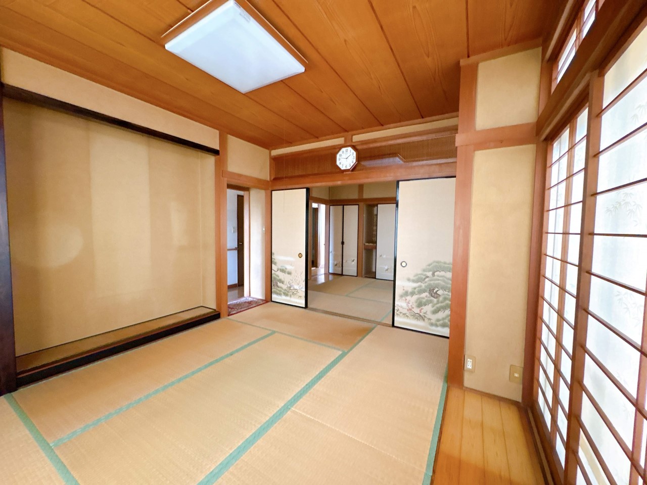 和室(6畳)|ほっと落ち着ける、畳の香りに癒される空間です