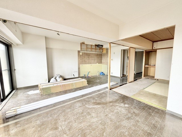 -リフォーム中-書斎や趣味の部屋としても使い方いろいろ♪