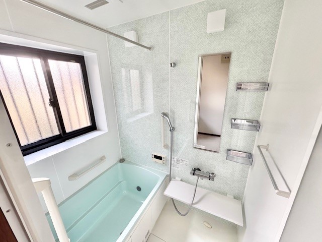 ◆浴室|窓付きの明るい浴室です。(2026年3月撮影)