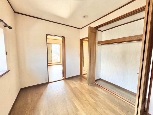 【洋室】クローゼット収納付きの洋室※2026年3月撮影