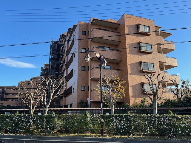 スーパーも複数あり住環境良好です◎