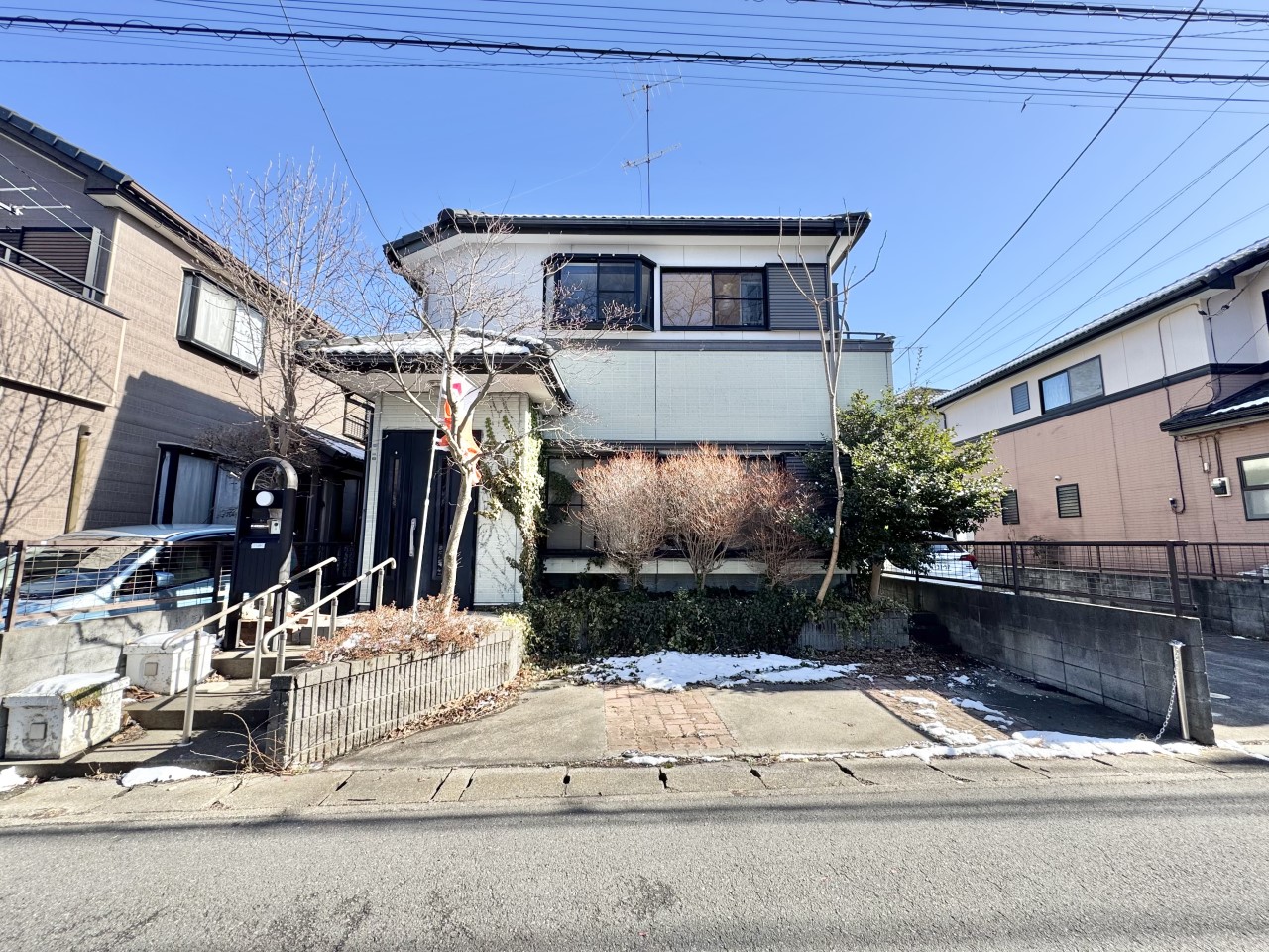 【外観】小学校、買い物施設まで徒歩圏の立地です♪※2026年3月撮影