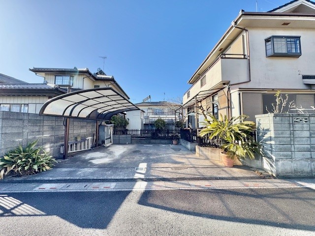 【外観】駐車スペース2台分確保◎※2026年3月撮影