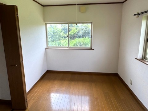 明るく清潔感のある洋室(6畳)は、寝室や子ども部屋にぴったりです