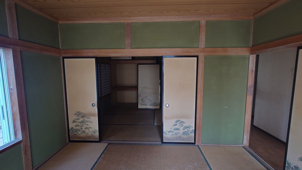 【リフォーム前 和室】襖を開ければ大空間襖を開放してゆとりお部屋に♪ ※2026年2月撮影