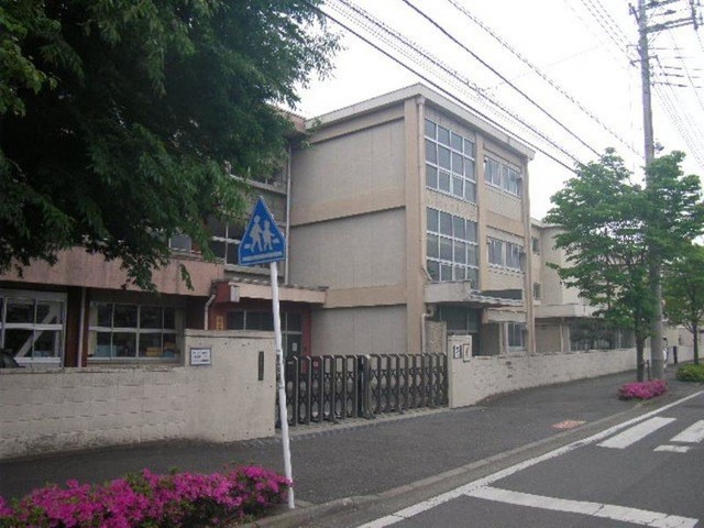 前橋市立桃川小学校(1412m)-