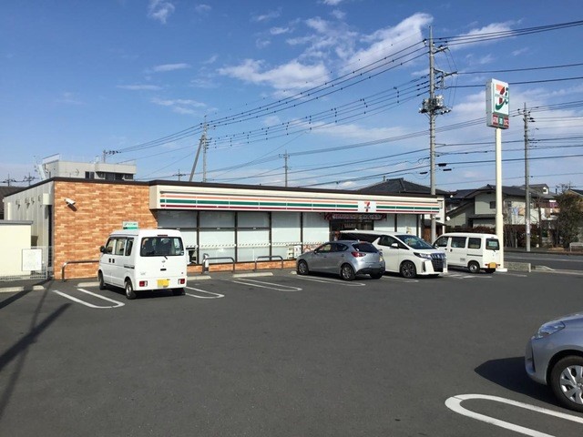 セブンイレブン前橋前箱田町店(1100m)-徒歩14分