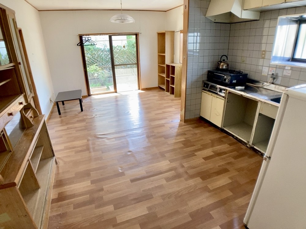 広さを感じるキッチンでは、調理の際にも余裕を持って作業でき、家事が楽にこなせます