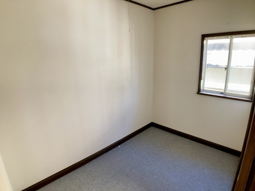 ◆納戸|季節物や日用品をたっぷり収納できる便利な納戸