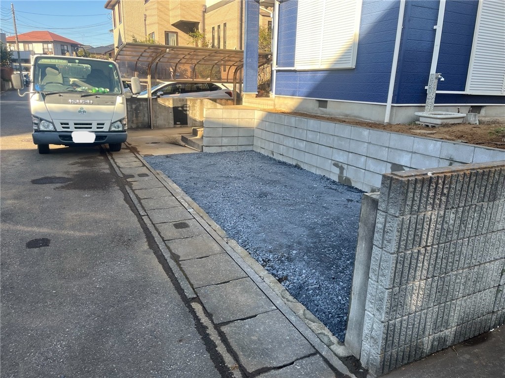 【リフォーム後】外観|駐車は2台可能です♪