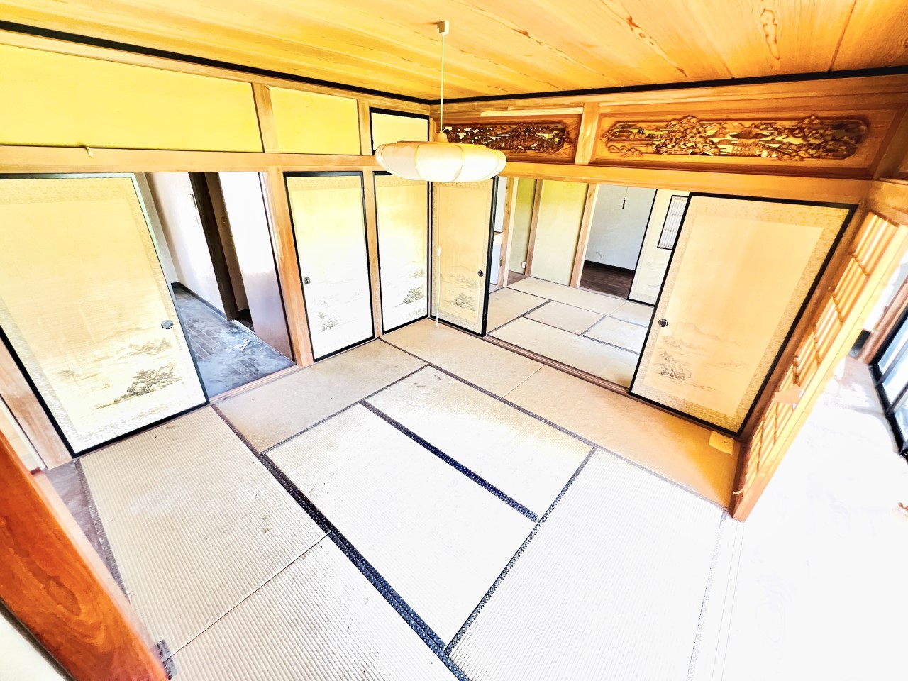 ◆1階和室|8帖の和室です。畳の良い香りがしてきそうな空間です♪