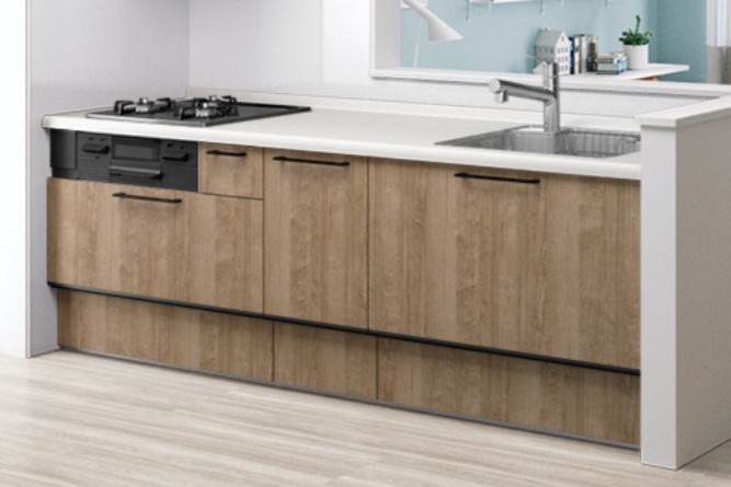 【同社施工例】※カラーが異なる場合がございます。調理がはかどるワイドカウンタータイプ。天板は傷がつきにくく美しい人造大理石仕上です。 詳しくはスタッフへお問い合わせください。